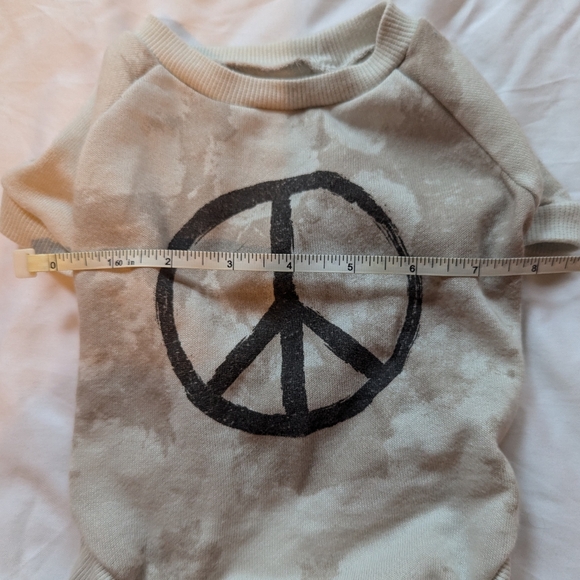 Dog T-shirt with Peace Sign - Picture 3 of 4